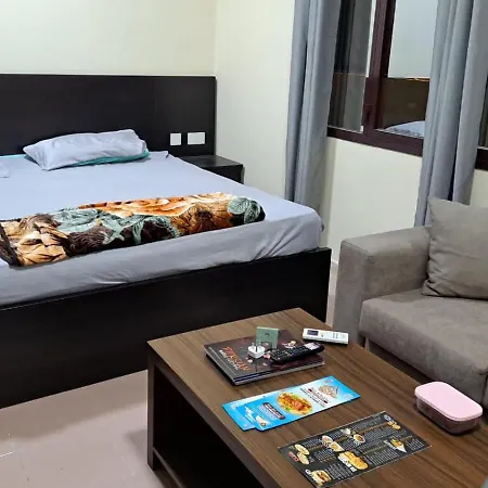 Room Center Muscat Exterior photo